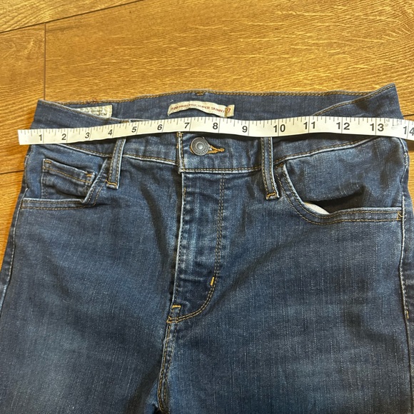 Levi’s 720 high rise super skinny size 27 in great condition! - Picture 6 of 6